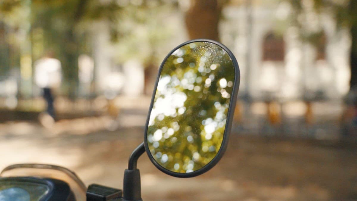 Leggerissimo, pratico e non consuma niente: ecco il SYM Colibrì 125, un nuovo peso piuma per la città